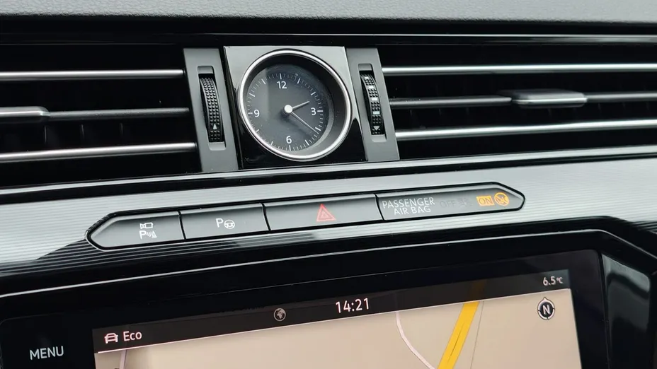 VOLKSWAGEN Arteon -