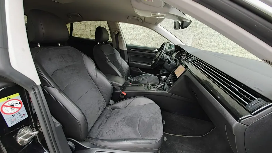 VOLKSWAGEN Arteon -