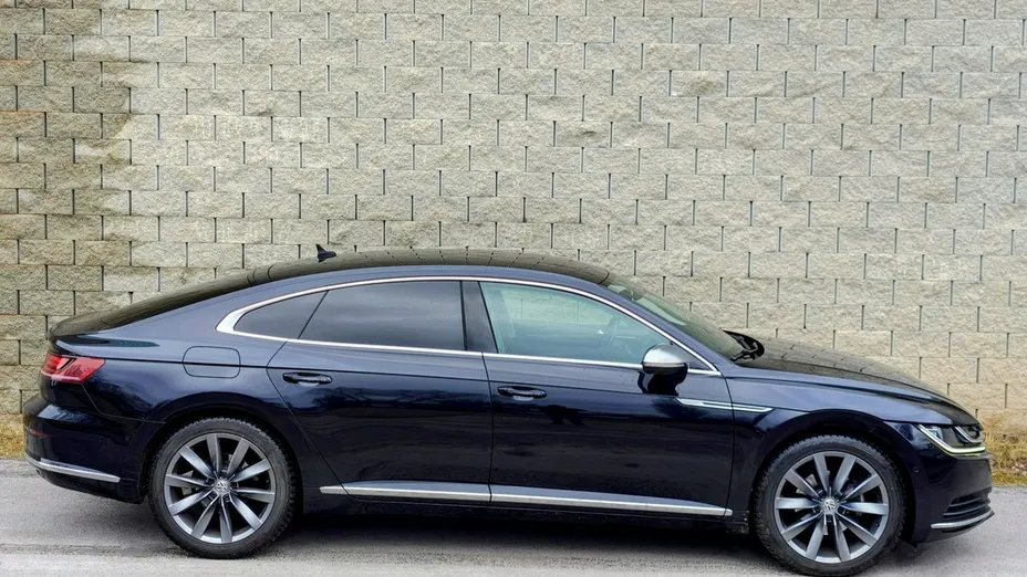 VOLKSWAGEN Arteon -