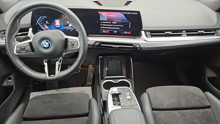 BMW iX1 -