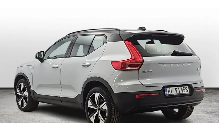 VOLVO XC40 -