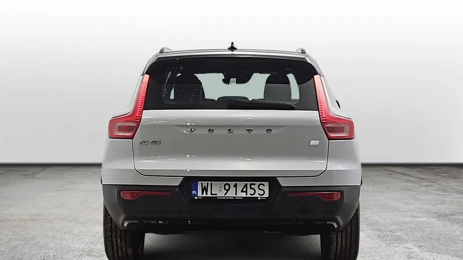VOLVO XC40 -