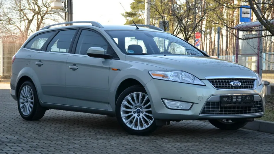 FORD Mondeo -