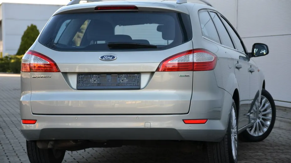 FORD Mondeo -