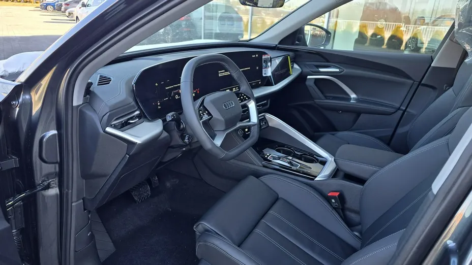 AUDI Q5 -