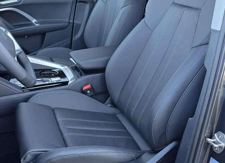 AUDI Q5 -