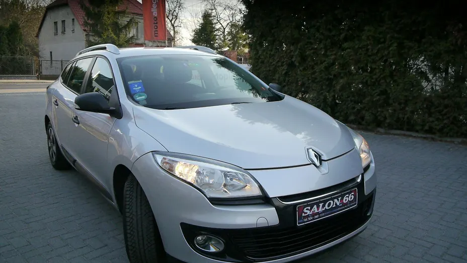 RENAULT Megane -