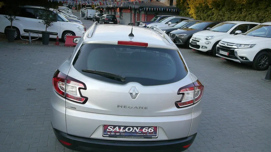 RENAULT Megane -