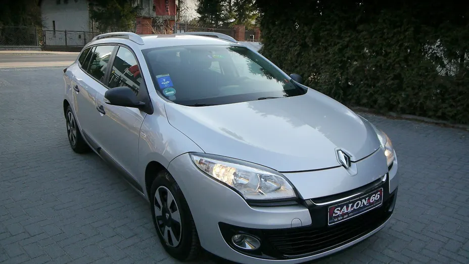 RENAULT Megane -