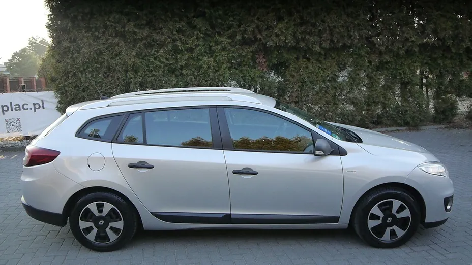 RENAULT Megane -