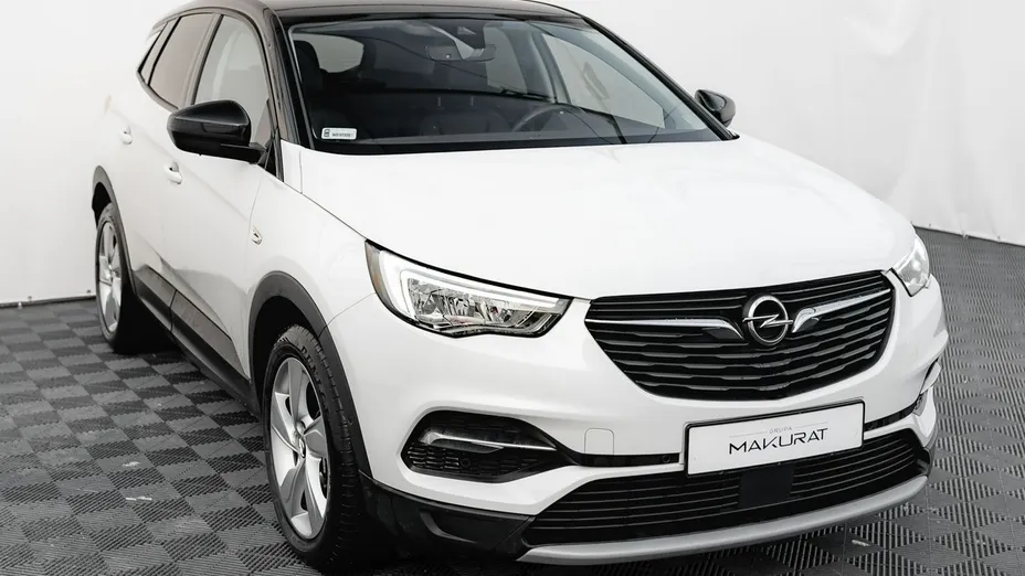 OPEL Grandland X -