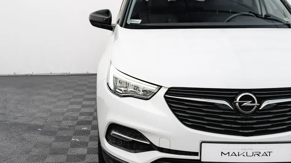 OPEL Grandland X -
