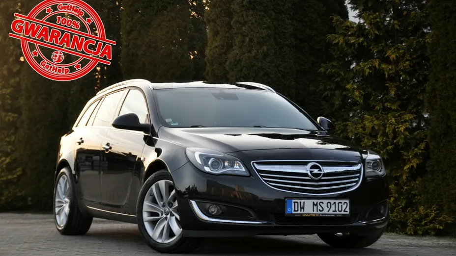 OPEL Insignia -