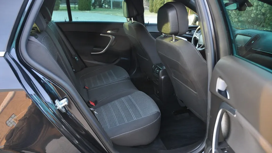 OPEL Insignia -