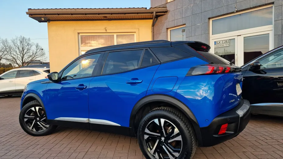 PEUGEOT 2008 -
