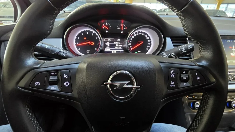 OPEL Astra -