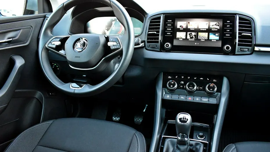 SKODA Karoq -