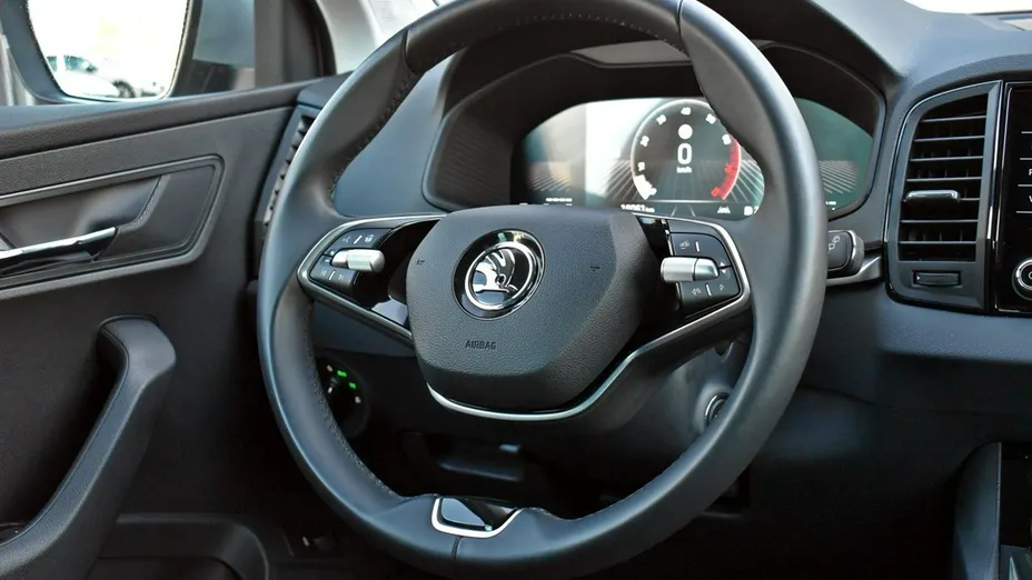 SKODA Karoq -