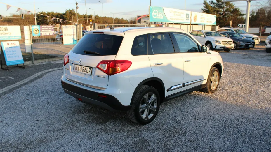 SUZUKI Vitara -