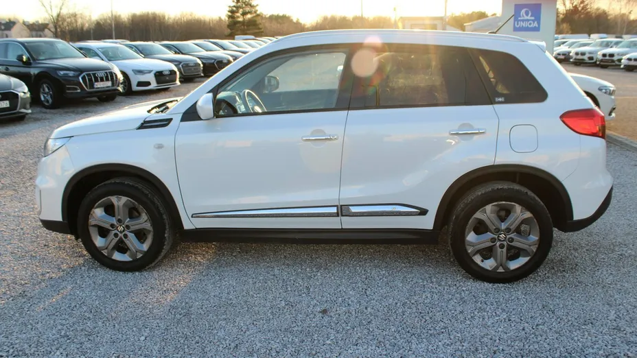 SUZUKI Vitara -