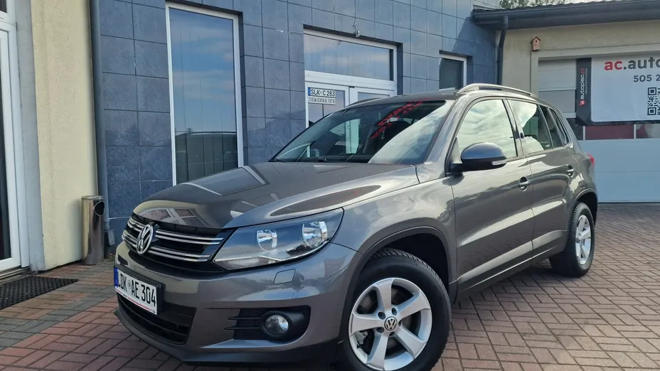 VOLKSWAGEN Tiguan -