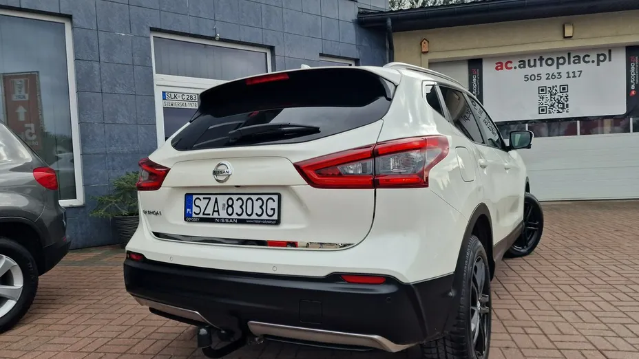 NISSAN Qashqai -