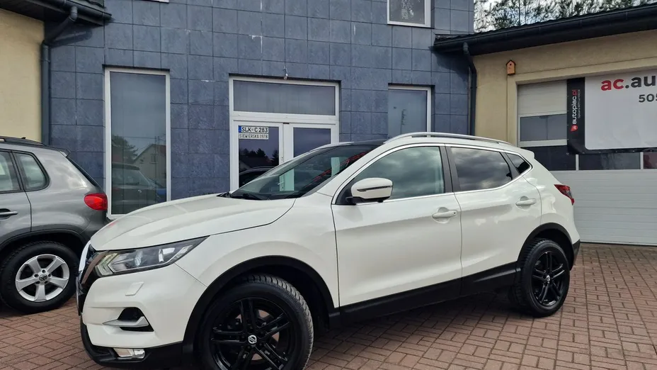 NISSAN Qashqai -