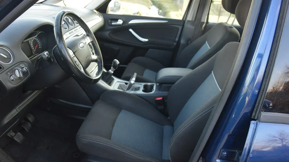 FORD S-MAX -