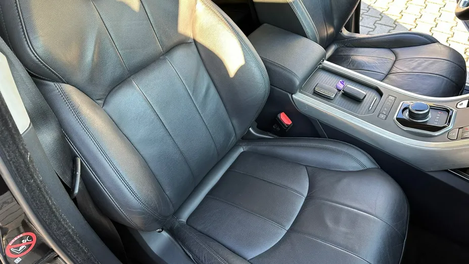 LAND ROVER Range Rover Evoque -