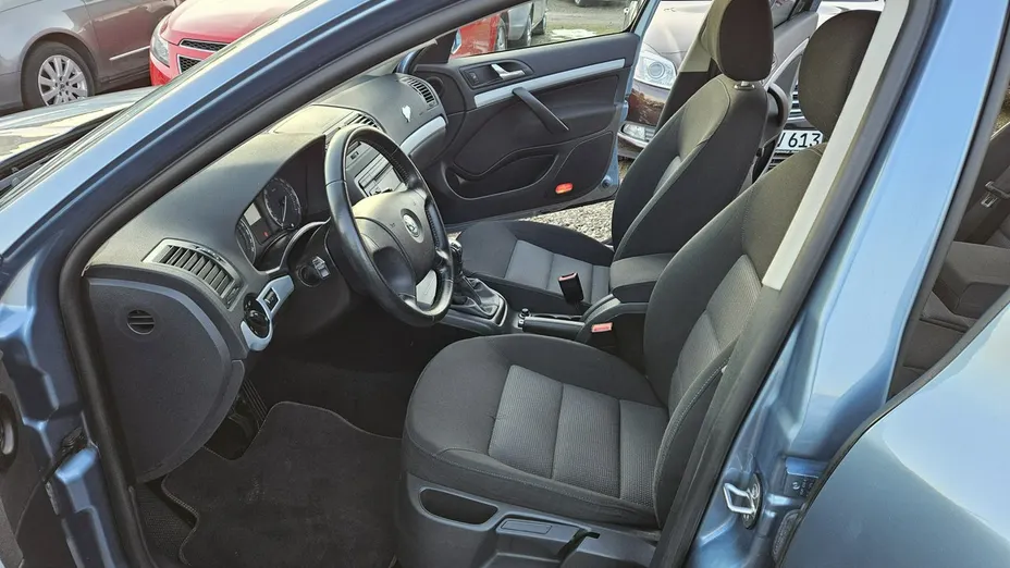 SKODA Octavia -