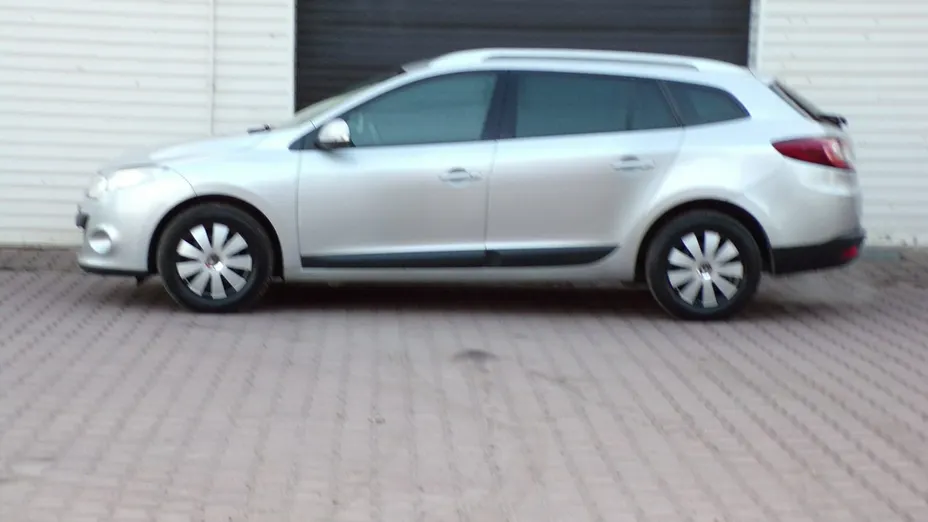 RENAULT Megane -