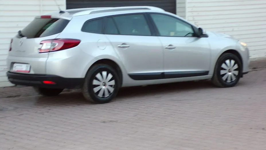 RENAULT Megane -