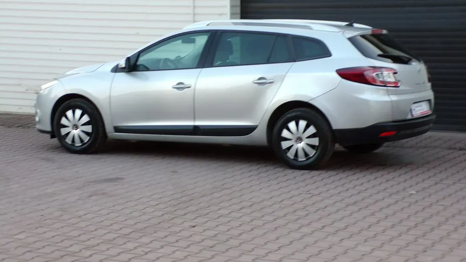 RENAULT Megane -