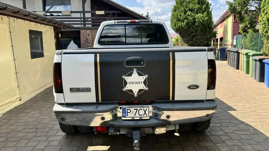 FORD F 350 -