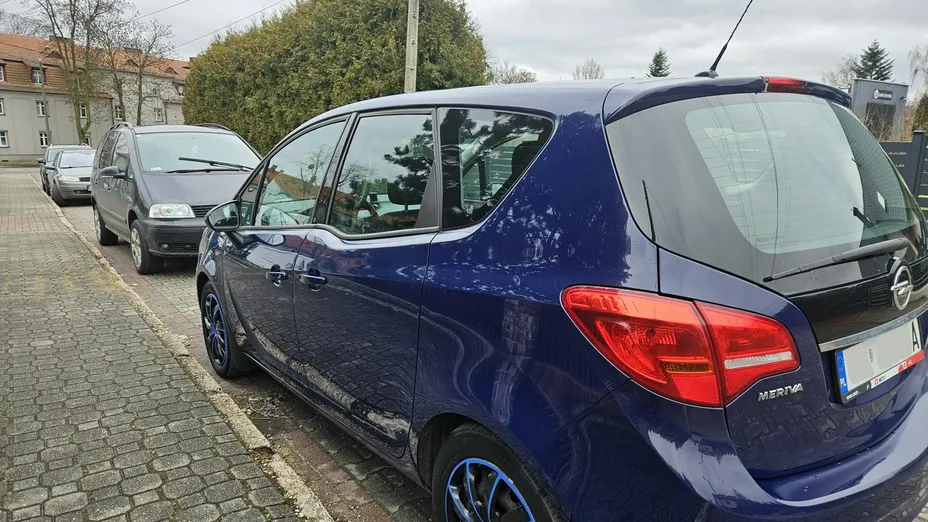 OPEL Meriva -