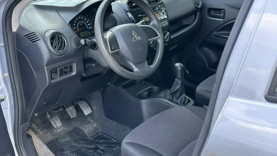 MITSUBISHI Space Star -