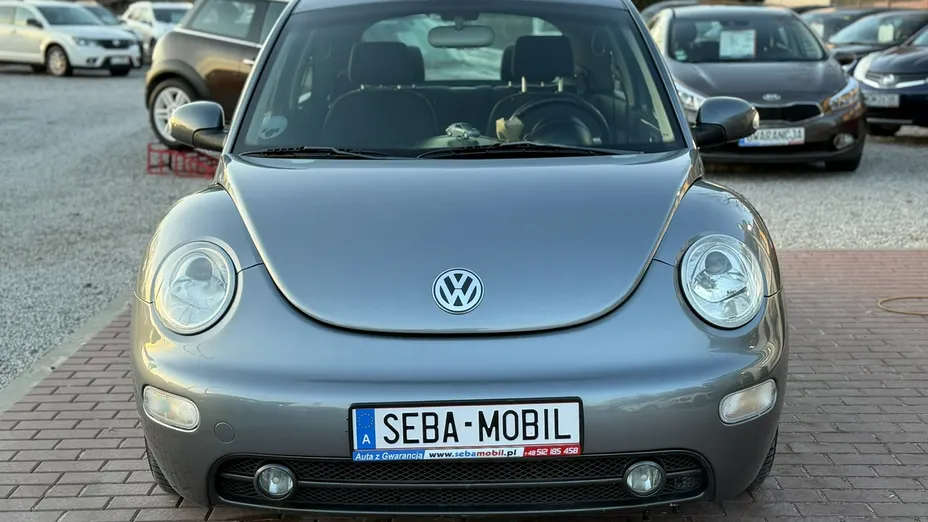 VOLKSWAGEN New Beetle -