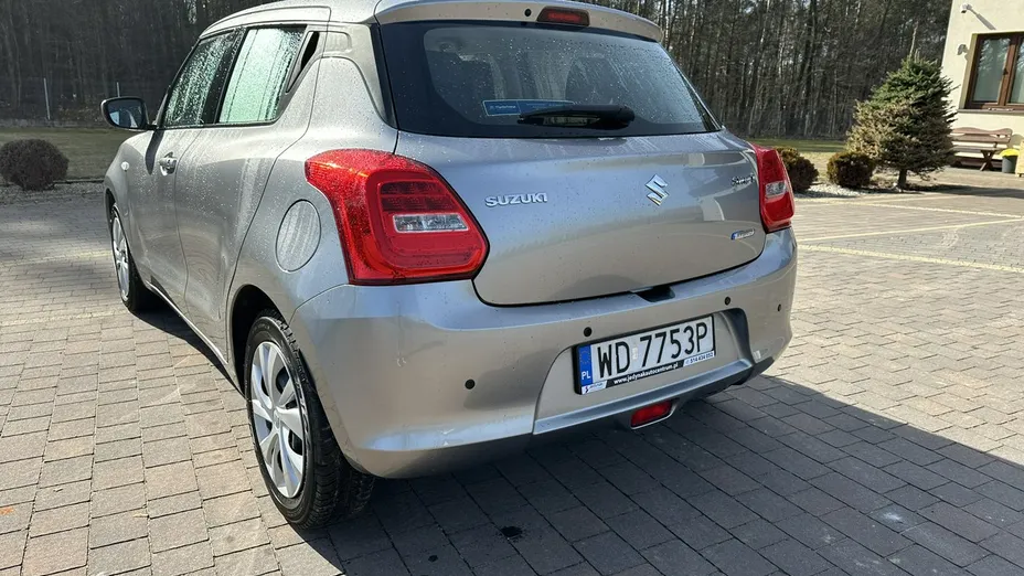 SUZUKI Swift -