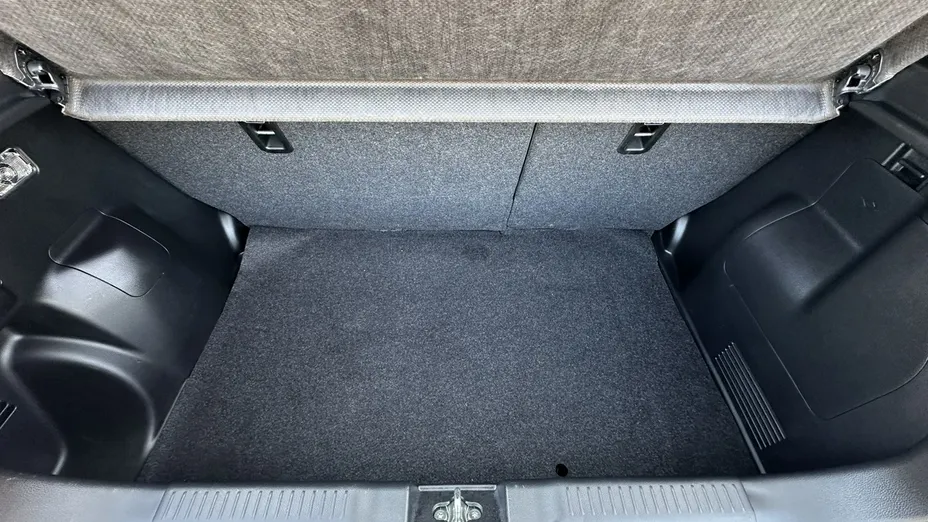 SUZUKI Swift -