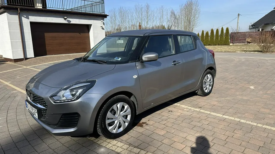 SUZUKI Swift -
