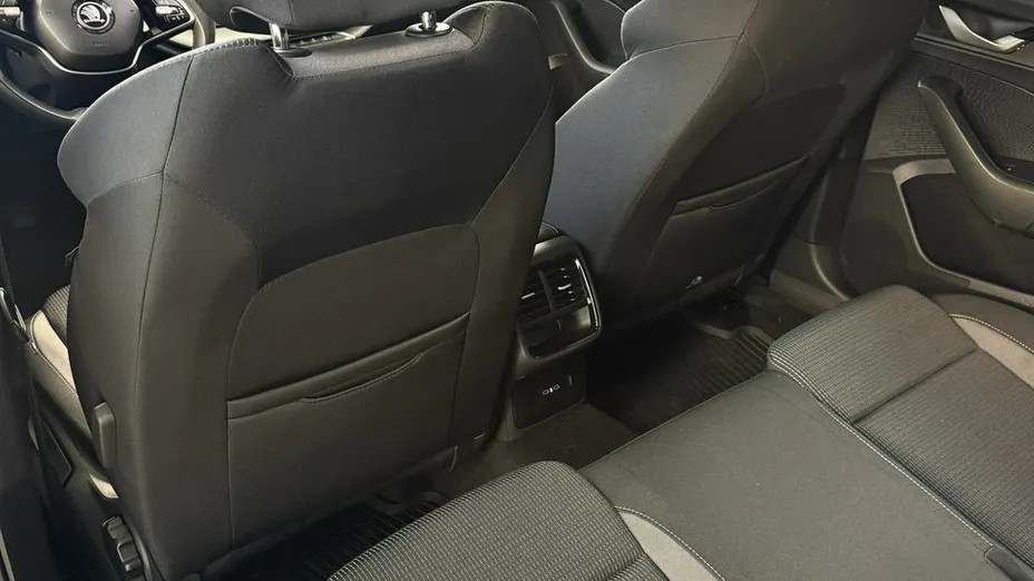 SKODA Octavia -