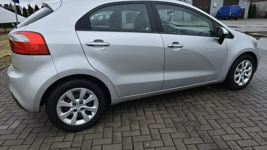 KIA Rio -
