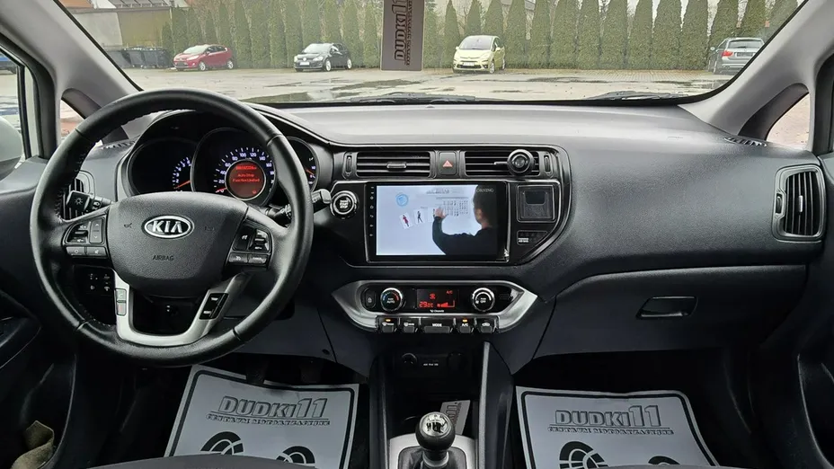 KIA Rio -