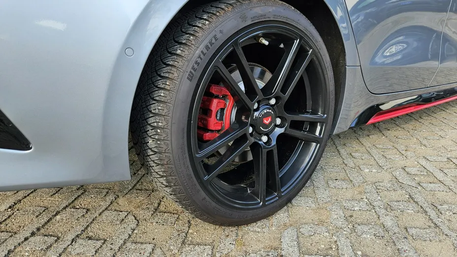 KIA ProCeed -