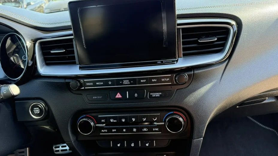 KIA ProCeed -