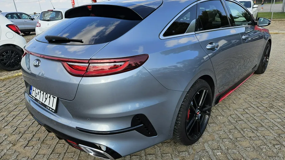 KIA ProCeed -