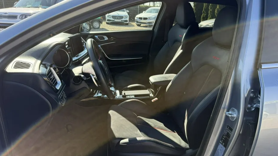 KIA ProCeed -
