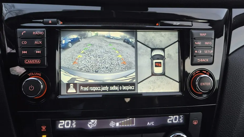 NISSAN Qashqai -