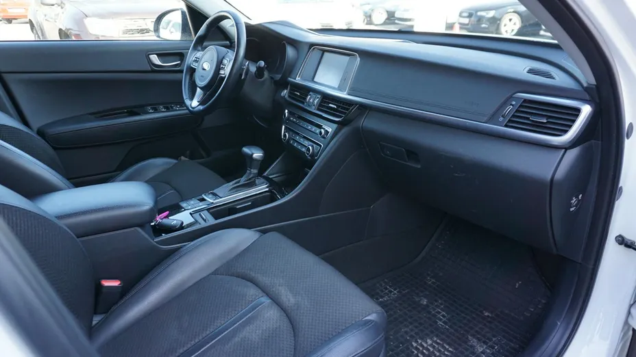 KIA Optima -