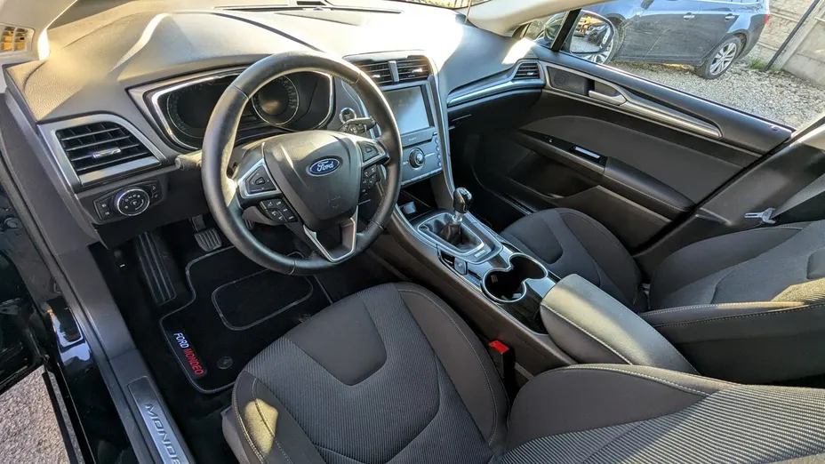 FORD Mondeo -